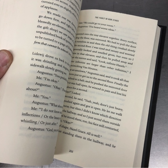 The Fault in Our Stars by: John Green, Hardcover book - Picture 5 of 8